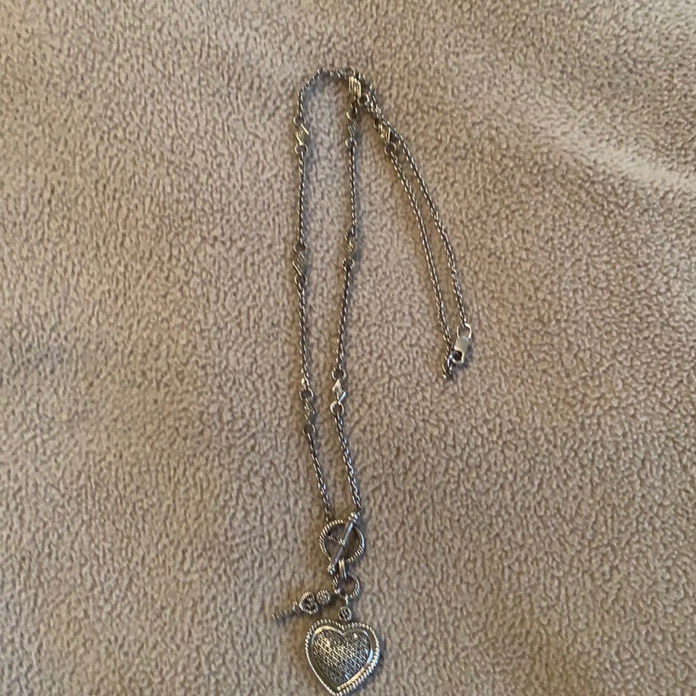 Sterling silver heart n key necklace!
